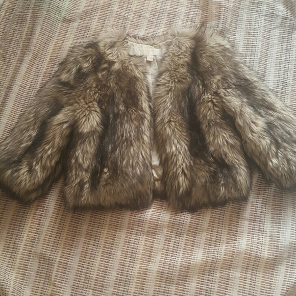 MICHAEL KORS CROPPED  FUR J. ‎ L - Picture 3 of 5